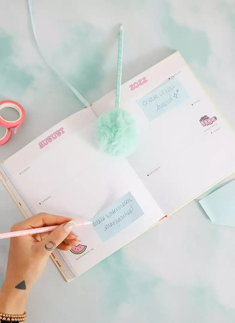 Valfré Gal With A Plan 2022 5 Valfré Gal With A Plan 2022