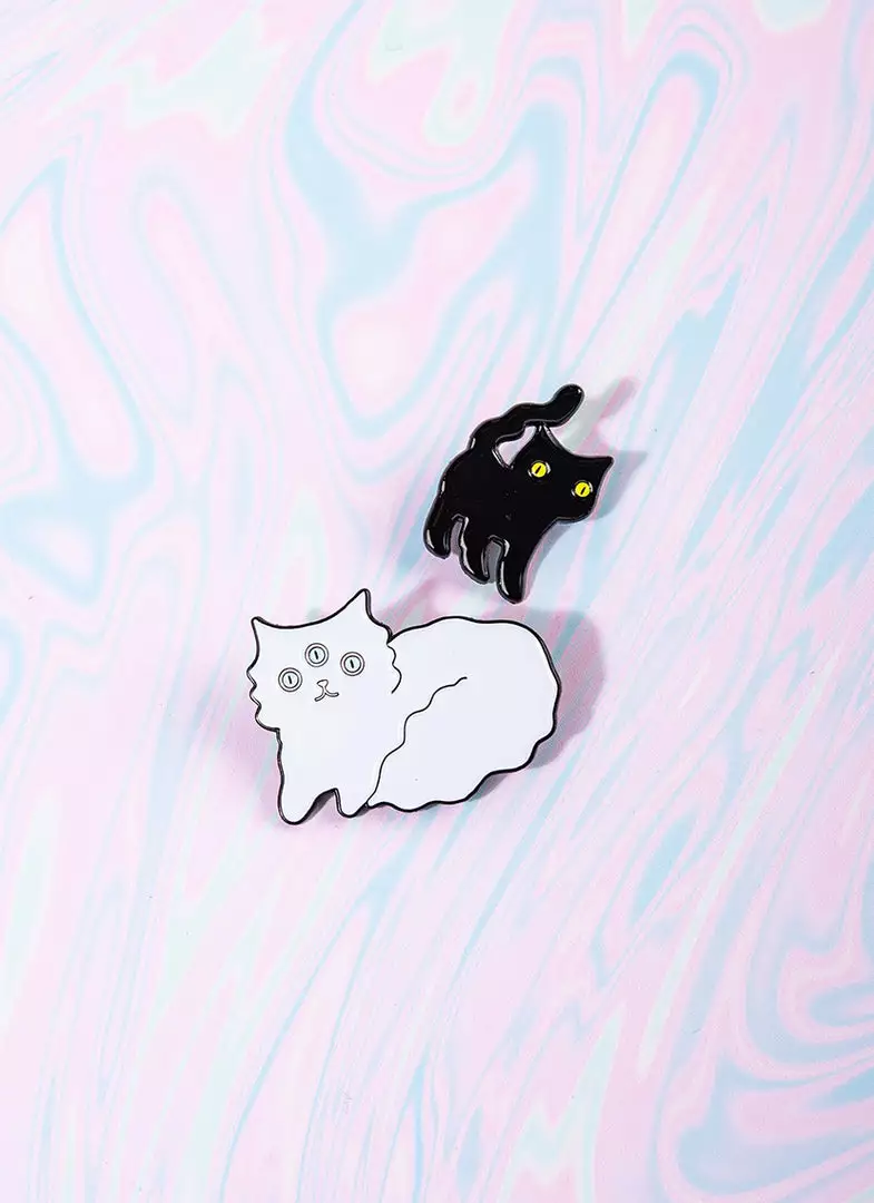 Val Mystical Blanco Pin