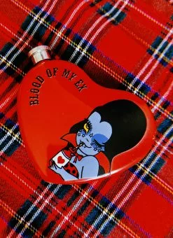 Valfré La Vampira Heart Flask New
